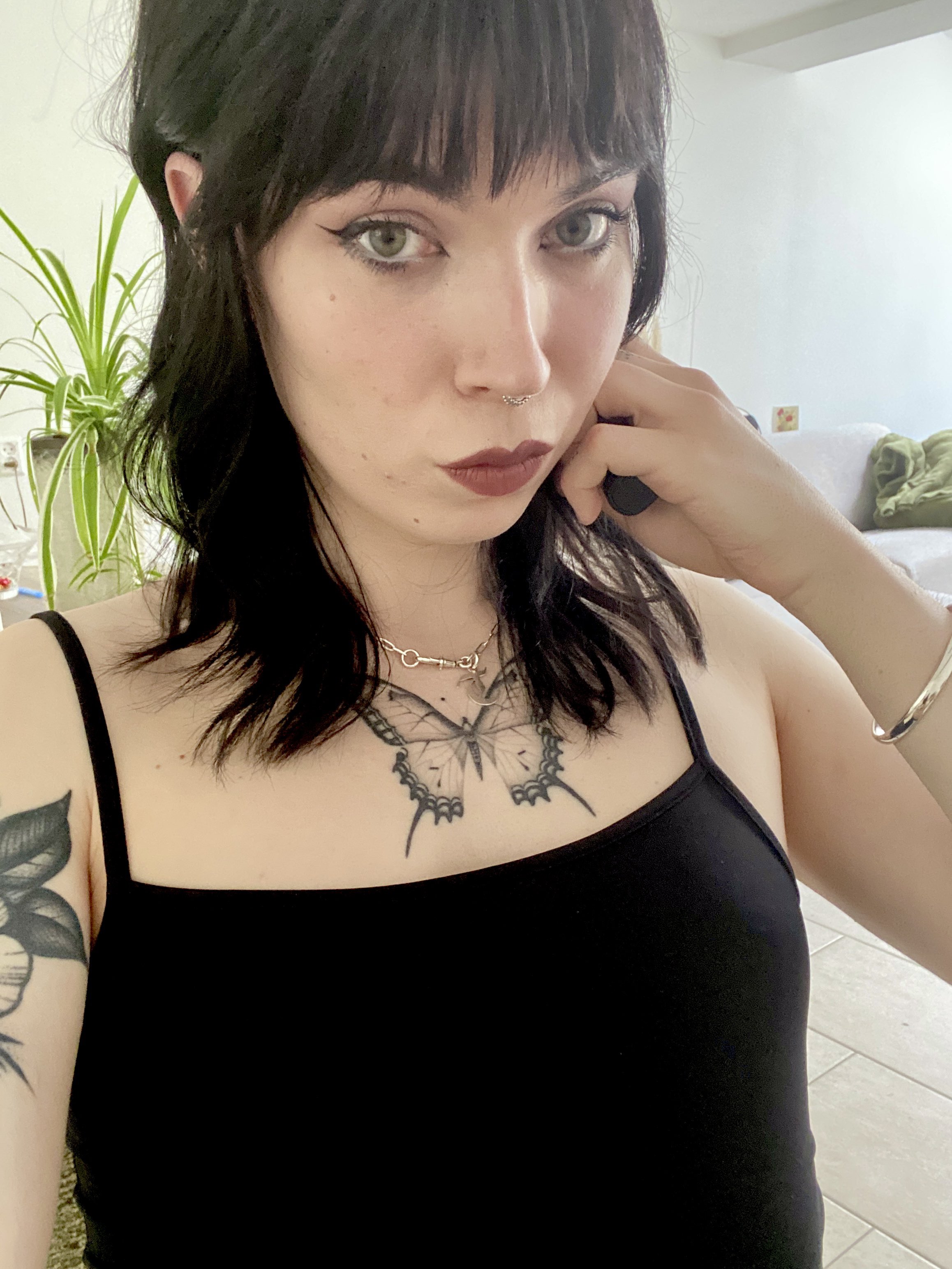 triss-on-twitter-idk-what-to-eat-https-t-co-4vehfcvutb-twitter
