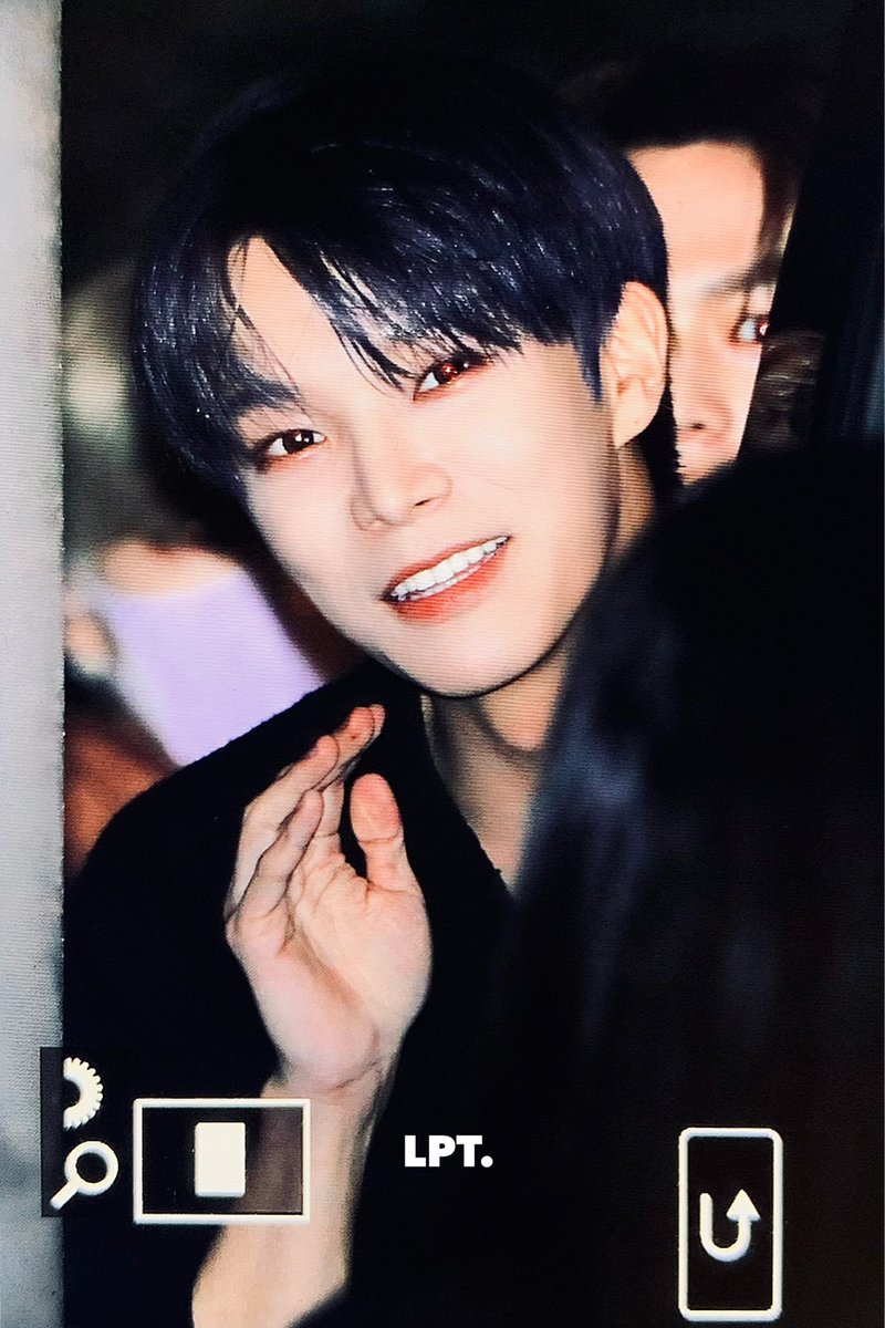 950804yop's tweet photo. 220506 아기퇴근!

#동헌 #베리베리 #DONGHEON 
#VERIVERY https://t.co/iE80TVQ27J