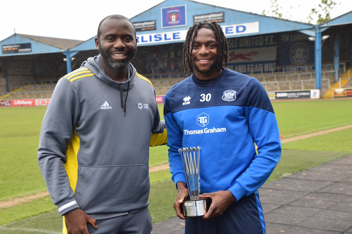 officialcufc's tweet photo. 🏆 PFA rep Fabrice Muamba was at Brunton Park this morning to present @OmariPatrick__ with his player of the month award from March - congratulations again Marzi! #cufc https://t.co/cKIWXeDfVN