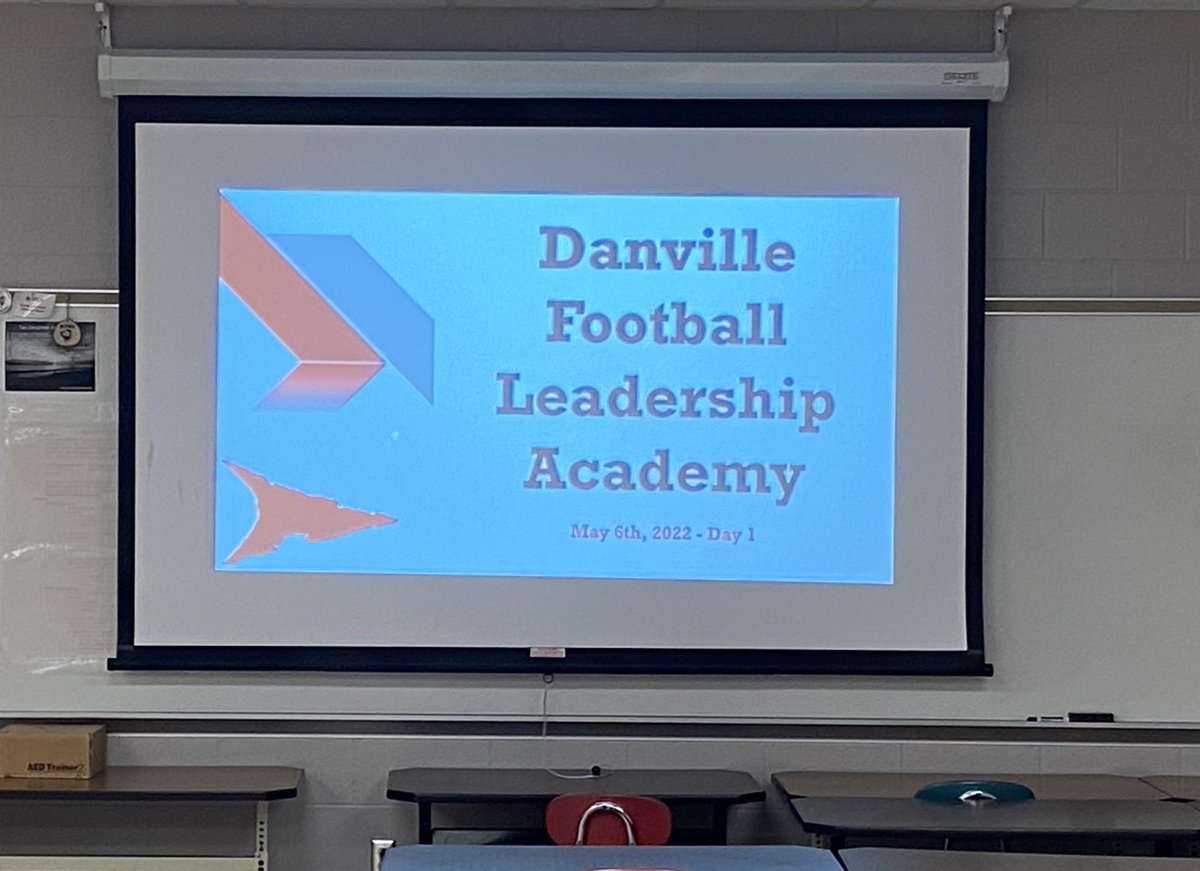 🏈 Day 1 of Warrior Football Leadership Academy started with elite instruction from Chief of Police Hilton & Assistant Chief of Fire Pike from @DanvilleIndiana! Thankful to have servant leaders from our community invest in our team! #21Miles