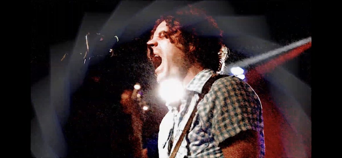 glaze_studios's tweet photo. Bonecrusher by Soulhat https://t.co/6iqvEjz3kH via @YouTube #soulhat #musictexas #livemusic https://t.co/pkXrCiMIRg