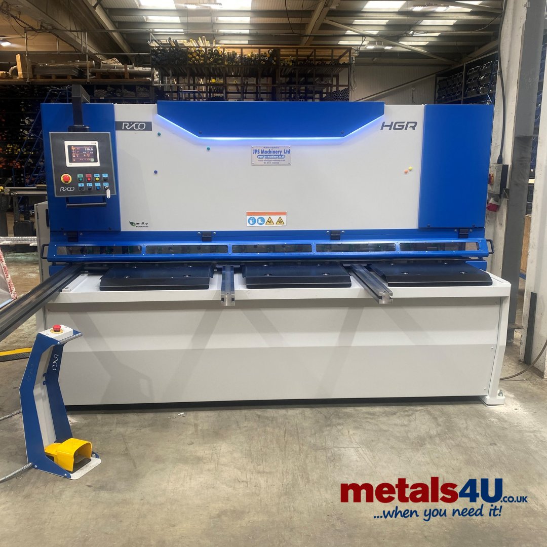 Welcoming our newest machine member - RICO, we were so excited to introduce RICO to our warehouse this week, our new sheet cutting machine.#sheetcutting #sheet #machinery #warehouse #metal #whenyouneedit #metals4U #customcut