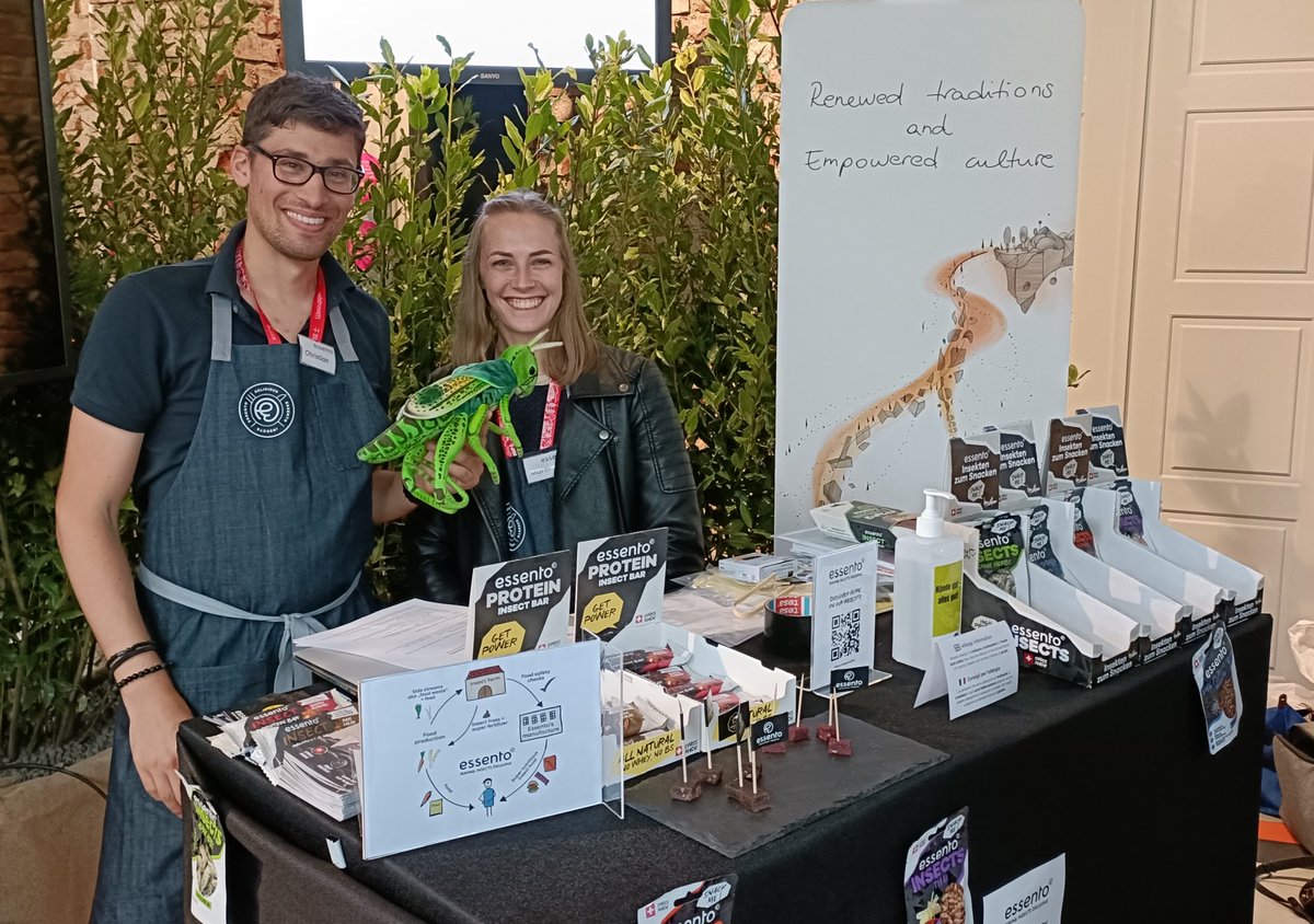 PadiglioneCH's tweet image. Gli #insetti come cibo del futuro per un mondo più sostenibile. Li avete mai assaggiati? Alla #houseofswitzerland potete trovare @essentofood e provare la loro #foodexperience allo #snackthesystem organizzato da @transfoodmation #SwissMi #milano