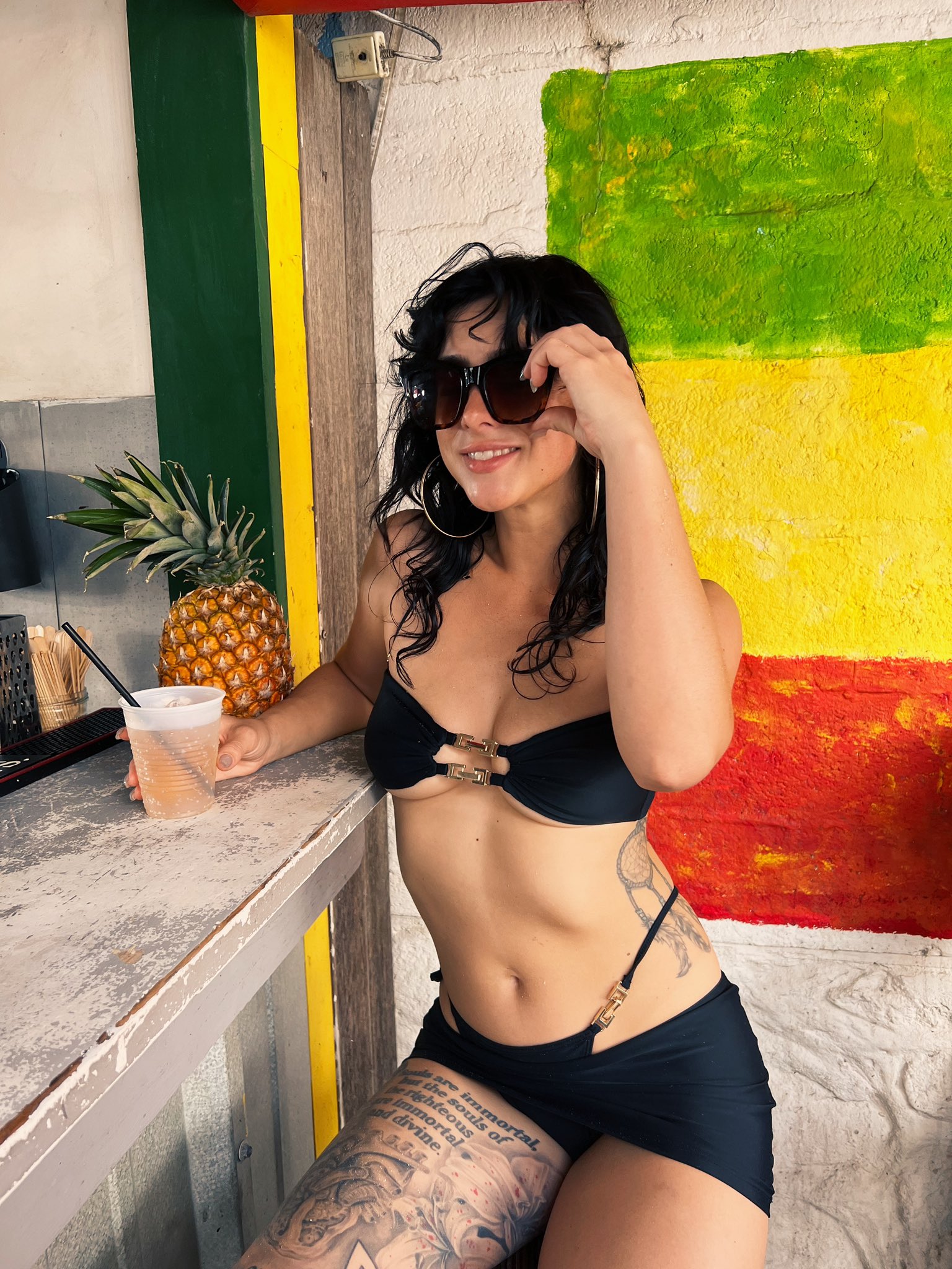 1 pic. Happy to be celebrating another year on earth 🏝✨ this place is paradise! Say Happy Birthday to me w/ a retweet https://t.co/RXNY7sxxGF