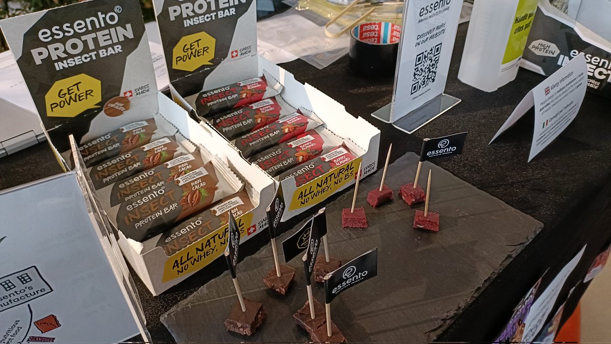 PadiglioneCH's tweet image. Gli #insetti come cibo del futuro per un mondo più sostenibile. Li avete mai assaggiati? Alla #houseofswitzerland potete trovare @essentofood e provare la loro #foodexperience allo #snackthesystem organizzato da @transfoodmation #SwissMi #milano
