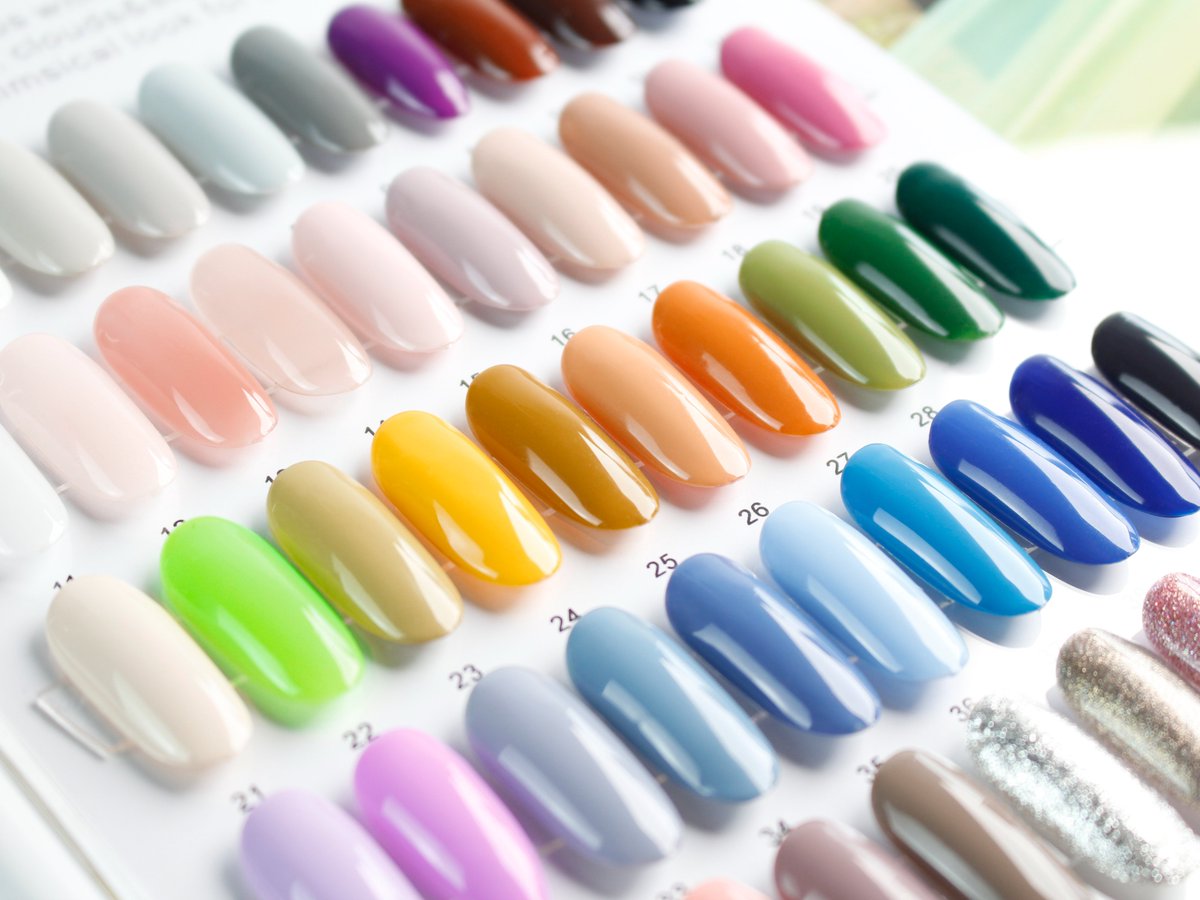 RonikiLtd's tweet image. RONIKI spring spread color collection includes 60 types on-trend shades, inspired by the whole RONIKI team.  These new colors are pefect to complete any client's look, skin color and daily mood.
#NailGel, #UvGel, #LedGel, #GelPolish, #CatEyeGel, #NailArtGel, #RONIKI, #RNK