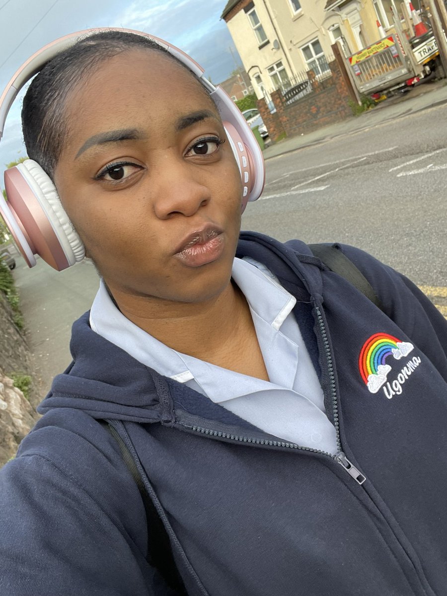 RosebertU's tweet photo. To the hands that cares and the Ears that listen, the hearts that Understand and the Mind that is open to strangers.                          Cheers to Smiles that heals and touch that soothes. To every Beautiful and Handsome Nurse i know Happy #InternationalNursesWeek https://t.co/57crQHhDuA