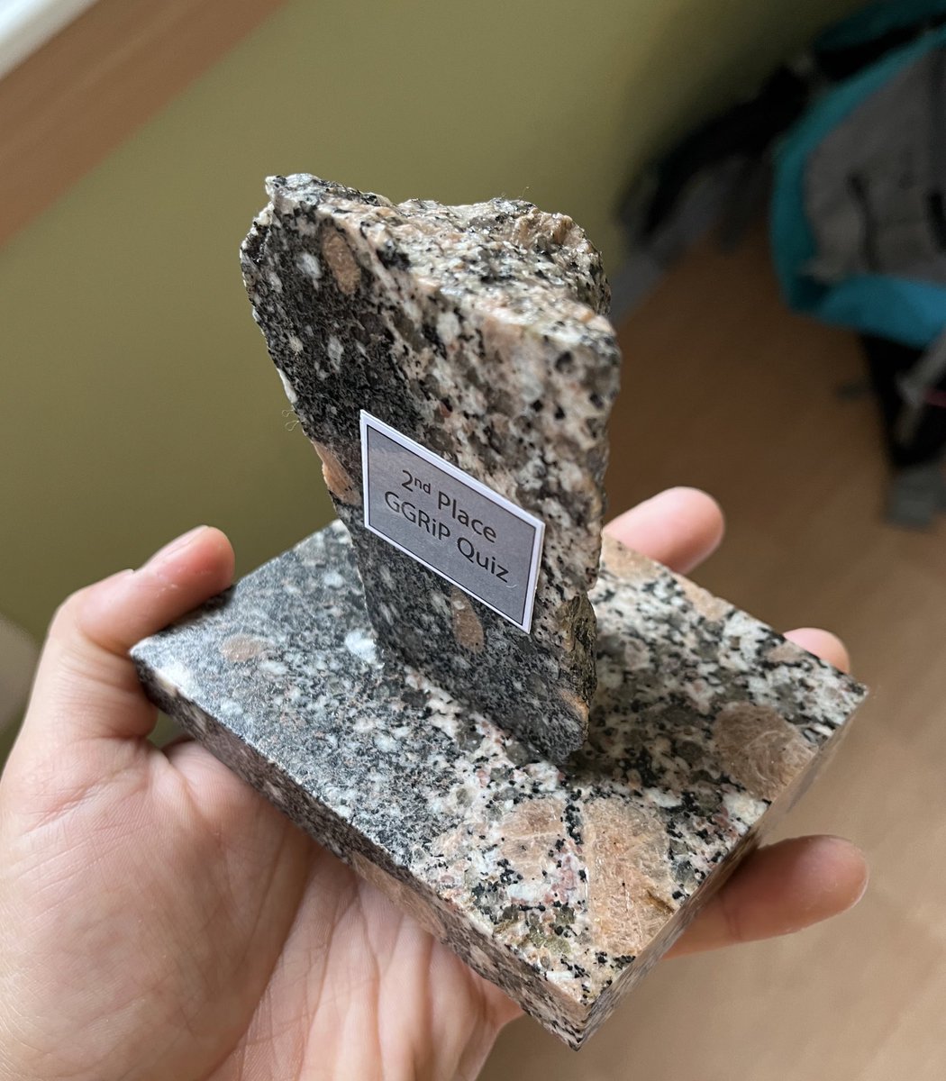 Biggest achievement of my PhD so far…? I think it has to be coming 2nd in the #GGRiP pub quiz last night! Team “Fractional Quiztallisation” (the igneous petrologists were responsible for that one) absolutely smashed it @GeochemGroup