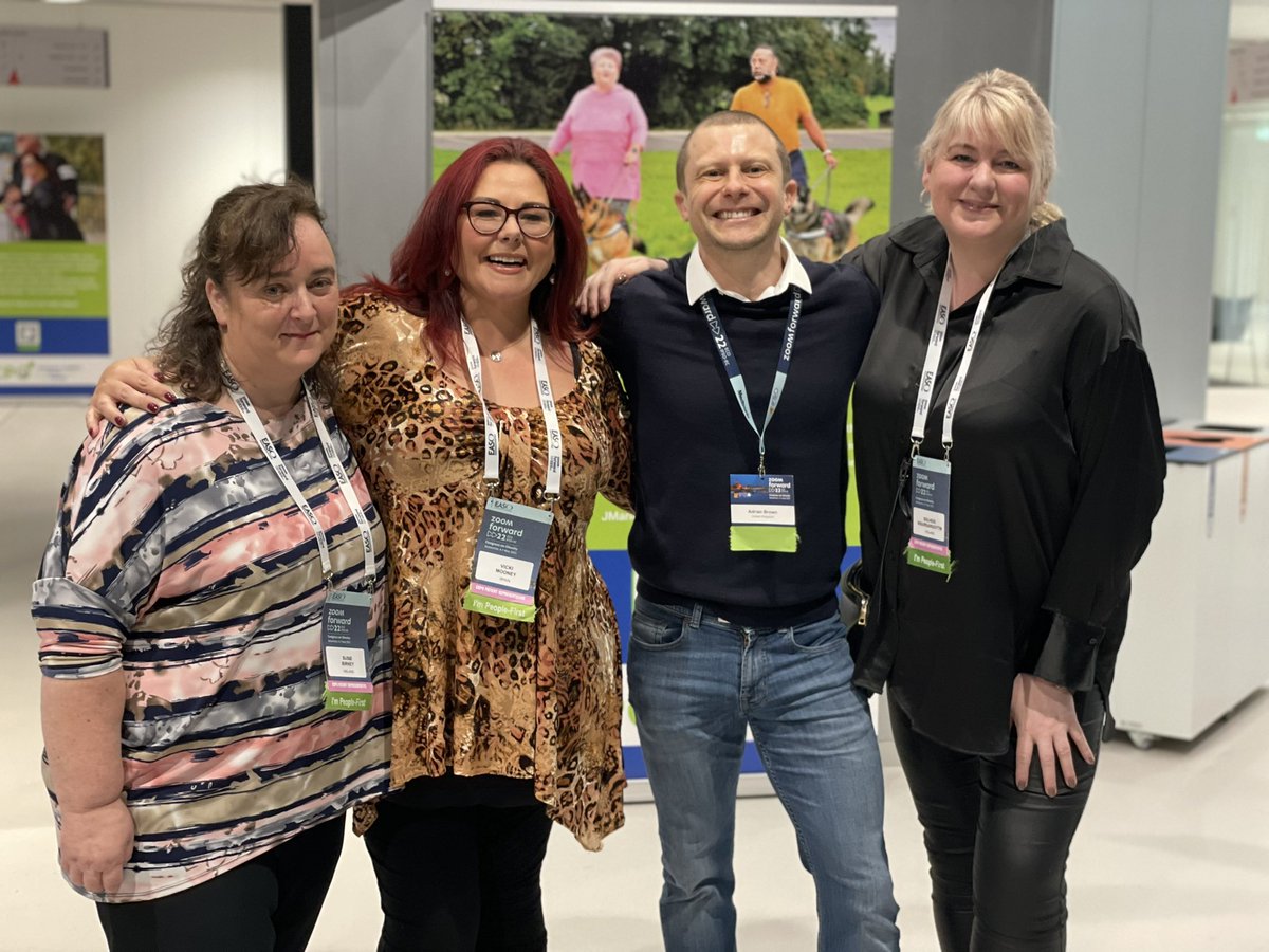 BrownAdey's tweet photo. Day 3 #ECO2022 and catching up with the @ECPObesity superstars @CurvyVickiM @solveigsig @susieb16 #PeopleFirst #stopweightstigma #nothingforuswithoutus https://t.co/52qwIFWQNO