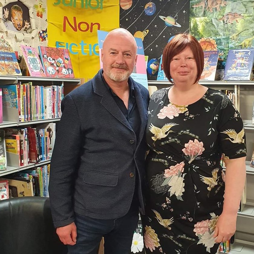 LibFalkirk's tweet photo. Craig Robertson visited Larbert Library last night to talk about his latest book, The Undiscovered Deaths of Grace McGill.  The audience were thrilled to be able to meet Craig, as were the staff!

#LarbertLibrary #LibrariesAreEssential #FalkirkReads @CraigRobertson_ https://t.co/ipsev7z5ce