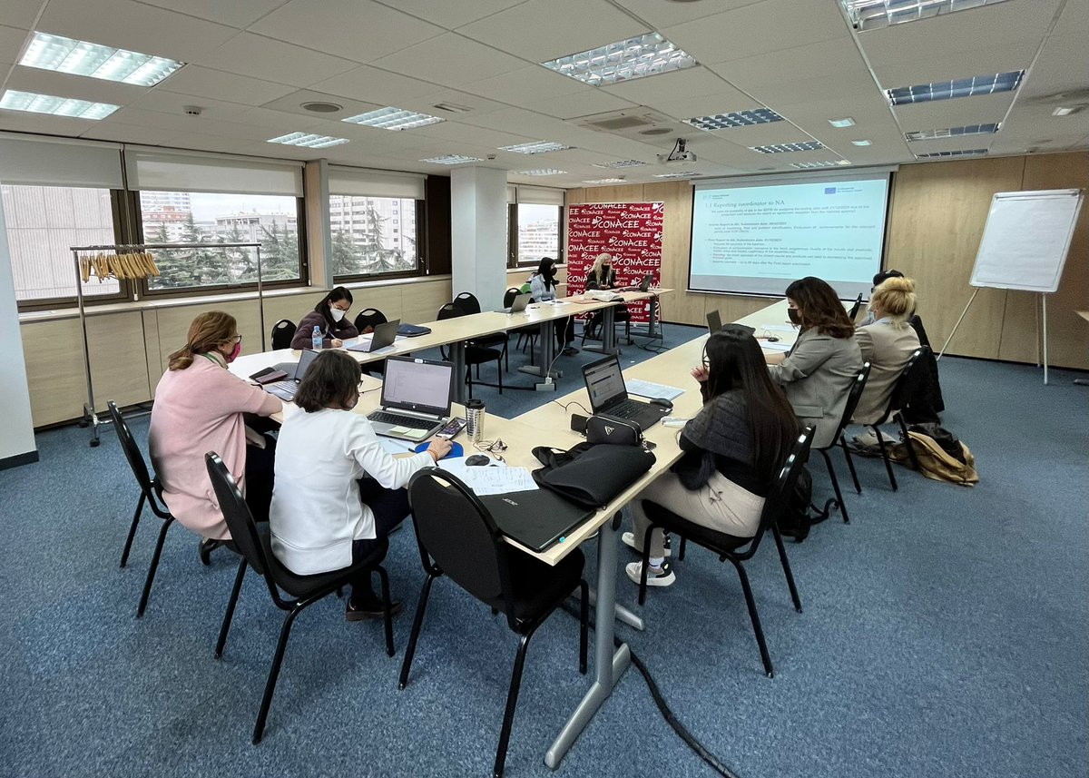 CONACEE's tweet photo. #CONACEE participa junto al @ief_org en #DisFinLit, un importante proyecto europeo sobre finanzas sostenibles. #ErasmusPlus #Erasmus
Mas información: https://t.co/JZen1HDlZM https://t.co/ZjTDPNPhuq