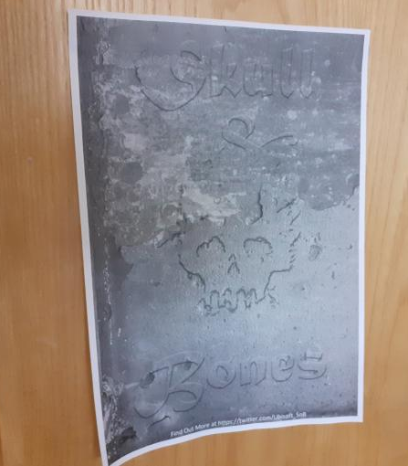 Ubisoft_SnB's tweet image. Hope your exited for our new poster that you can buy now as a physical copy or an NFT In the comments below!!! #skullandbones