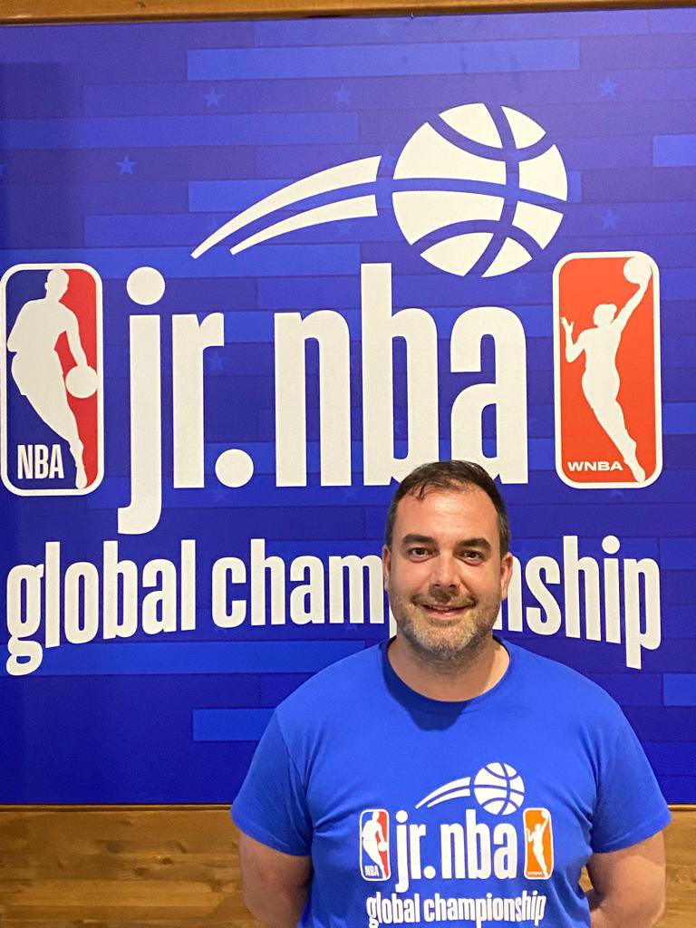 realcanoe's tweet photo. CANTERA🏀 | REPRESENTACIÓN CANOÍSTA EN @NBAEurope 

Nuestro entrenador, Fernando Sendino, se encuentra en Roma participando en el Jr NBA Europe &amp; Middle East Selection Camp, que se está celebrando en la capital italiana del 4 al 8 de Mayo.

Enhorabuena!

#JrNBACamp https://t.co/IHQ3gnxOGB