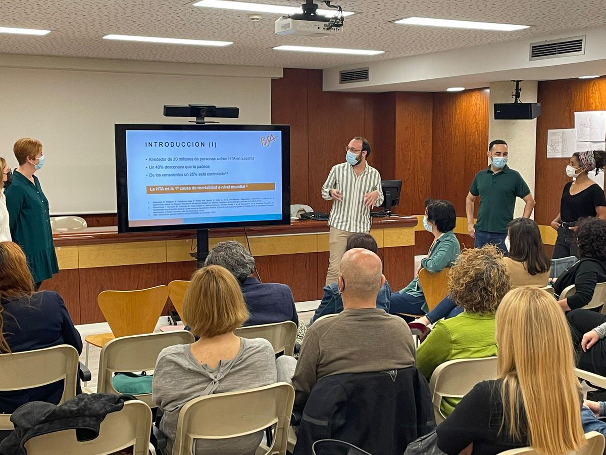 piotva's tweet photo. Gran dia per AP @BSABadalona. Avui presentació dels projectes d'innovació de processos. Participació, multiprofessional, creativitat i ganes d'empoderar l'àmbit i millorar el servei als usuaris. Gràcies equips GPS I BSA-EDU. I gràcies a @JM_Monguet pel teu acompanyament i guia.👏 https://t.co/9PtDvHVlMd