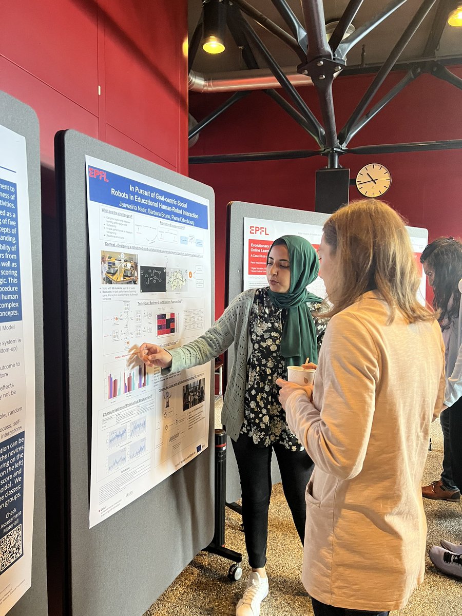 jdplsCH's tweet photo. Epfl doctoral students showcasing their brilliant work @jdplsCH welcome orientation!
#jdplsch https://t.co/czbFm6oCzU