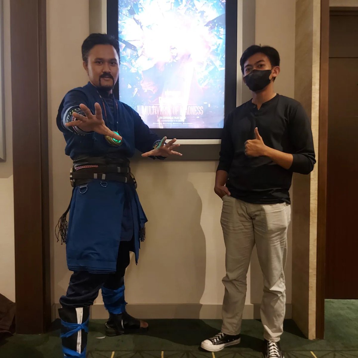 angfendijhon's tweet photo. @SiPalingMarvel Siap bangetlah casting gantiin beneditc cumberbatch kalo udah pensiun.. Min, bagi THR nya dong 🤝
@SiPalingMarvel 
#SiPalingMarvel 
#LebaranDiMultiverse
#DoctorStrangeID https://t.co/hN2tV1pnPG
