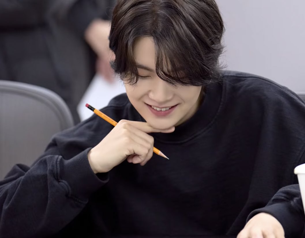 gummysmilelover's tweet photo. The smile 😭😭 https://t.co/HzKgi5UZjw
