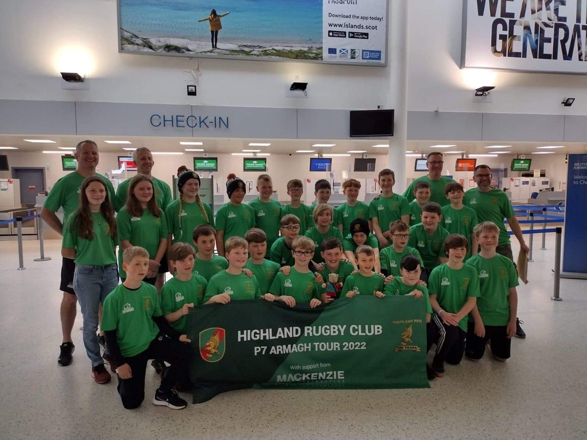 MackenzieConstr's tweet photo. We're delighted to be sponsoring @HighlandRFC's P7 Tour to Armagh and supporting local youth rugby in the North of Scotland - we hope the kids and coaches have a fantastic time in Northern Ireland!

#SafeInTheKnowledge #GivingBack #OurCommunities https://t.co/yE3mfPSjg5
