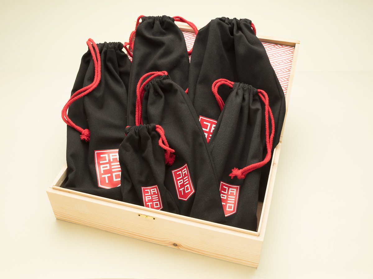 japetoltd's tweet photo. The canvas bags that our tools arrive in can also be reused to store away your new Japeto tools, and will never need to be replaced! ☀️🌺 ♻️
#reuse #japeto #japetotools #environmentallyfriendly #ecofriendly #gardening #plasticban #noplastic #recycle #gardeningtools #gardenlife https://t.co/gZ5kBvXNkK