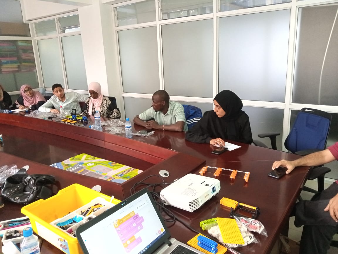 coderina's tweet photo. When government collaborates with the third sector, quality of public services improve, communities benefit! @FIRSTweets Coding and Robotics #flldiscover #fllexplore training for @MombasaCountyKe officials, ECDE schools & #Bangladeshke teachers @coderina #kenya @firstlegoleague https://t.co/KqK8omM6sY