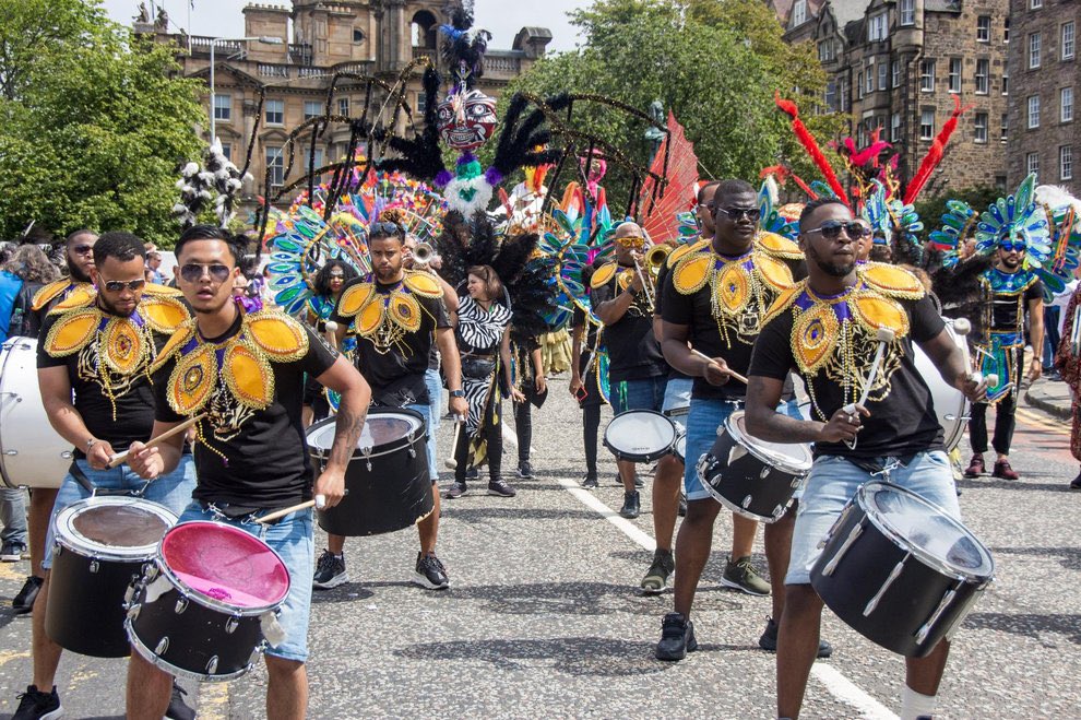 brianjaffa's tweet photo. 🎶 Just announced: The Edinburgh Festival Carnival along Princes Street &amp; the Grassmarket Mardi Gras will both return this year, to kick off the city’s big summer events season. 🎶 
https://t.co/O0FVWTHcx4 @EdinburghJazz @edfests @edinburgh @TheScotsman @scotsman_arts #edfests https://t.co/8NS7EQaaQu
