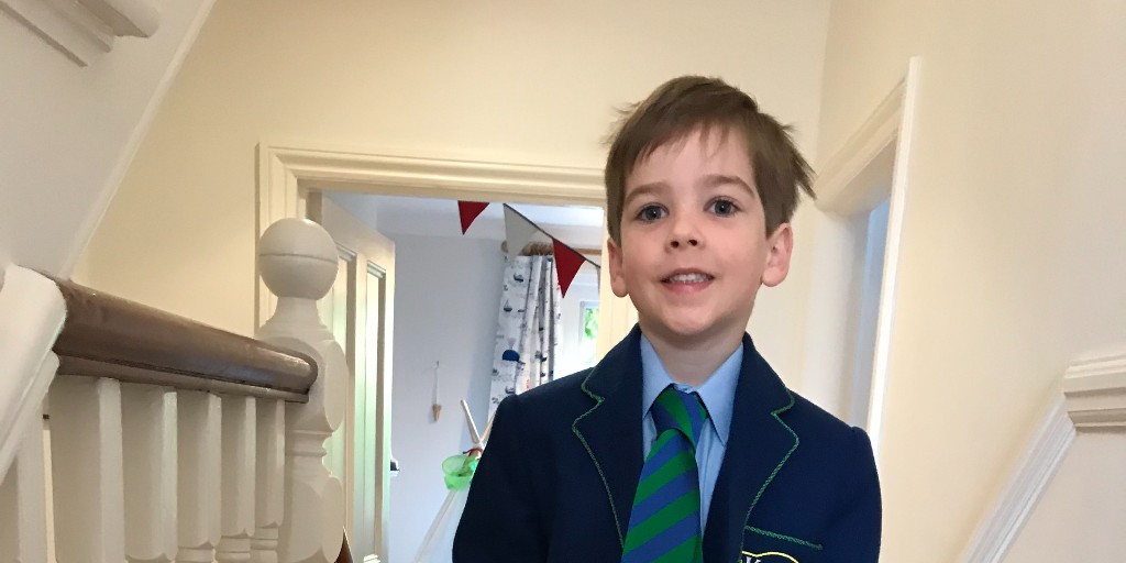 NoahsPinkB's tweet photo. Topic this morning Fungi: from fantastic to frightening! Huge thanks to @KewGreenPrep for hosting @exetermed and @MRCcmm for this special assembly Let's get younger generations excited about science so they understand the importance of medical research ⭐️ #kgps #science #TeamNPB https://t.co/ipWXb3egb0