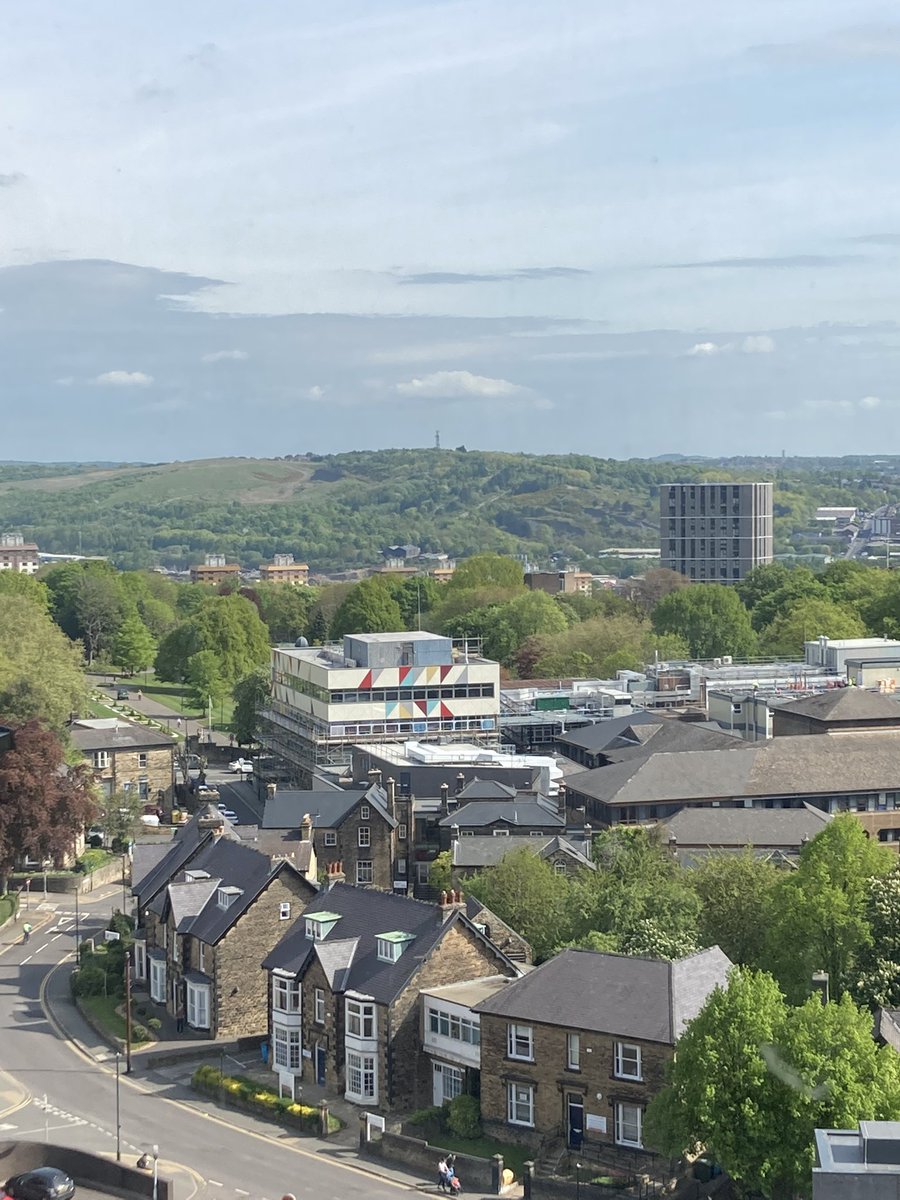 The glorious view of #Sheffield never ceases to amaze 😊😀 #Yorkshire #GodsOwnCounty #SteelCity