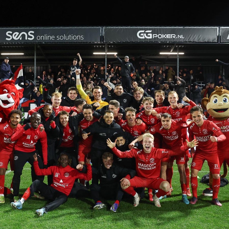 AlmereCityFC's tweet photo. ๐ De laatste strohalm, zoals dat zo mooi heet. Almere City FC kan vrijdagavond een play-offs ticket verzilveren als de ploeg tweede wordt in de vierde periode.
Wij hebben alle scenario's op een rij gezet! ๐
#almjaz #UltimateStretch
