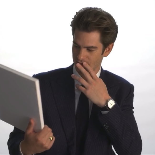 where is andrew garfield? tweet media