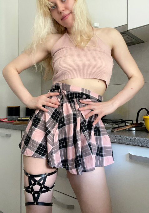 Hello https://t.co/3lOntH2cZm