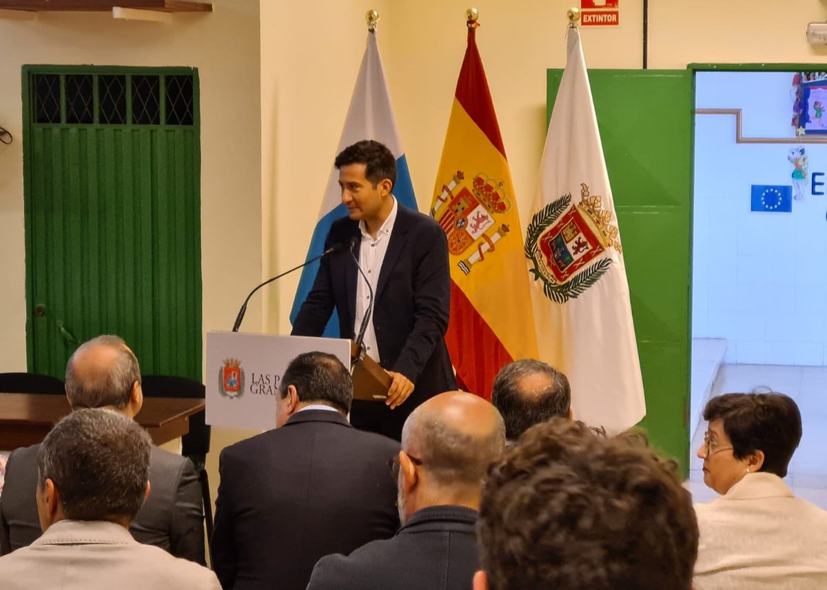 CsaiFundacion's tweet photo. Hoy hemos ratificado el acuerdo con la #AsociaciónNEREU para el impulso del #ProgramaNEREU, dirigido a fomentar hábitos y actitudes saludables en la población infantil.
🤝 @comisionadoPI, @fundaciondepjov, @programanereu y @csaifundacion.
📍 Las Palmas de Gran Canaria https://t.co/8b86oNMhYa