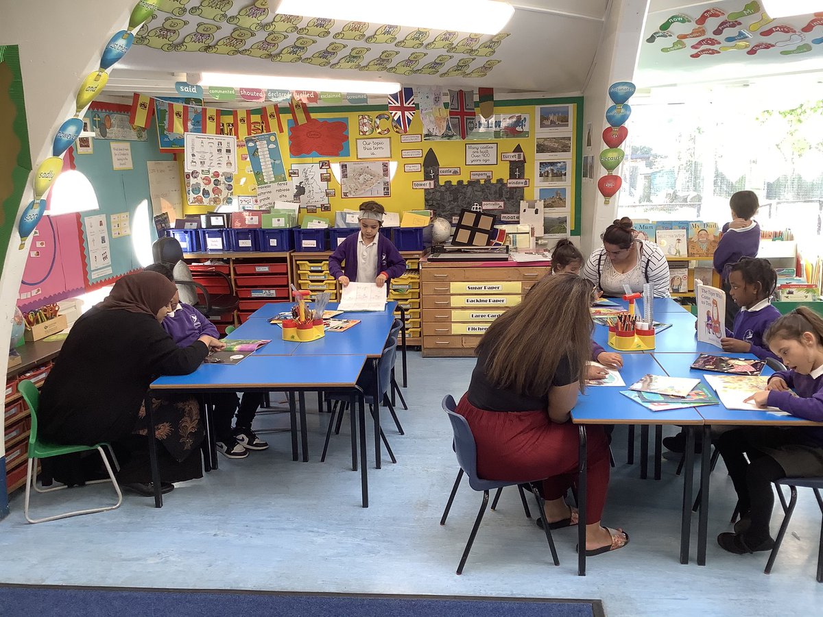 BenthalSchool's tweet photo. It was #Year2’s ‘Stay and Read’ session with #parents, today. Thank you to all the parents who came as instilling a love for reading is of upmost importance at #Benthal 📚. https://t.co/LRBzjNUd3I