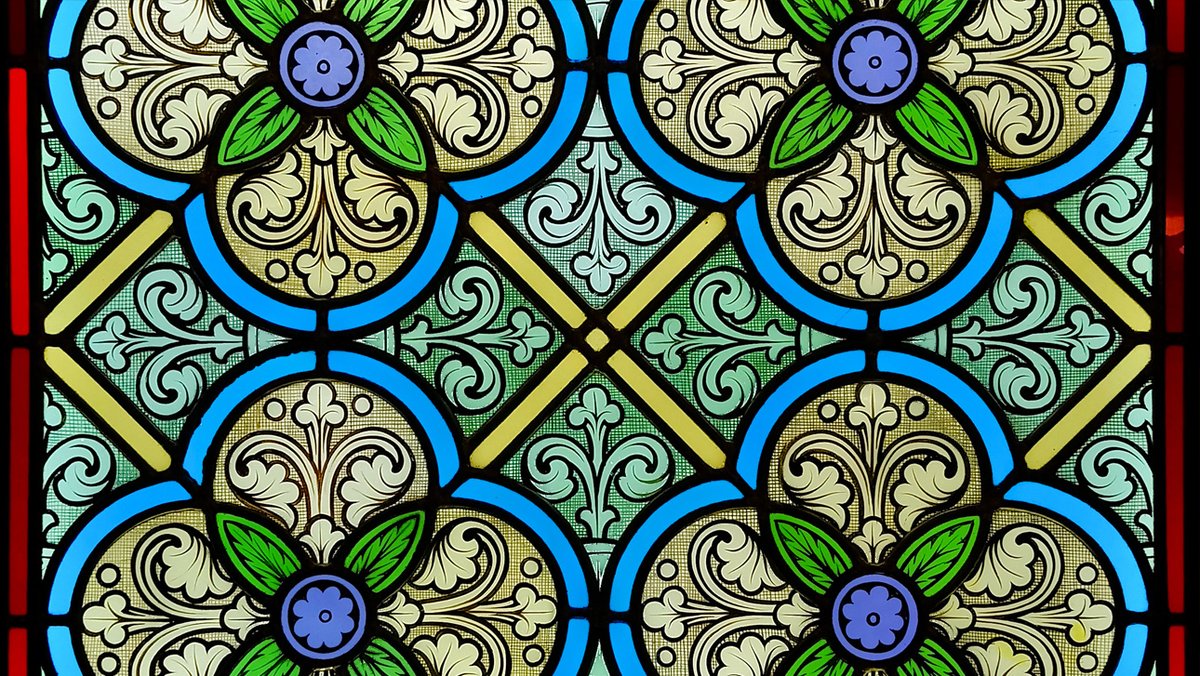 Museu do Vitral 🖼️

📍Rua de D. Hugo, nº 2 to 6 - Porto
📆 Open from thursday to monday (10am to 5pm)
🎫museudovitral.pt