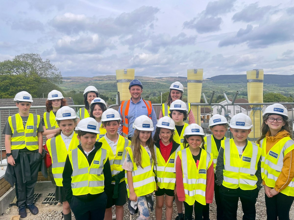 AndrewScottLtd's tweet photo. Another exciting site visit for the Ysgol Gynradd Gymraeg Aberdâr ‘New Build Committee’ yesterday to see how works have progressed.  

Plenty of questions about the build and the what they can expect to see when they visit again at the end of the month! 

@RCTCouncil @sewscap https://t.co/E1Ky1mgLmK