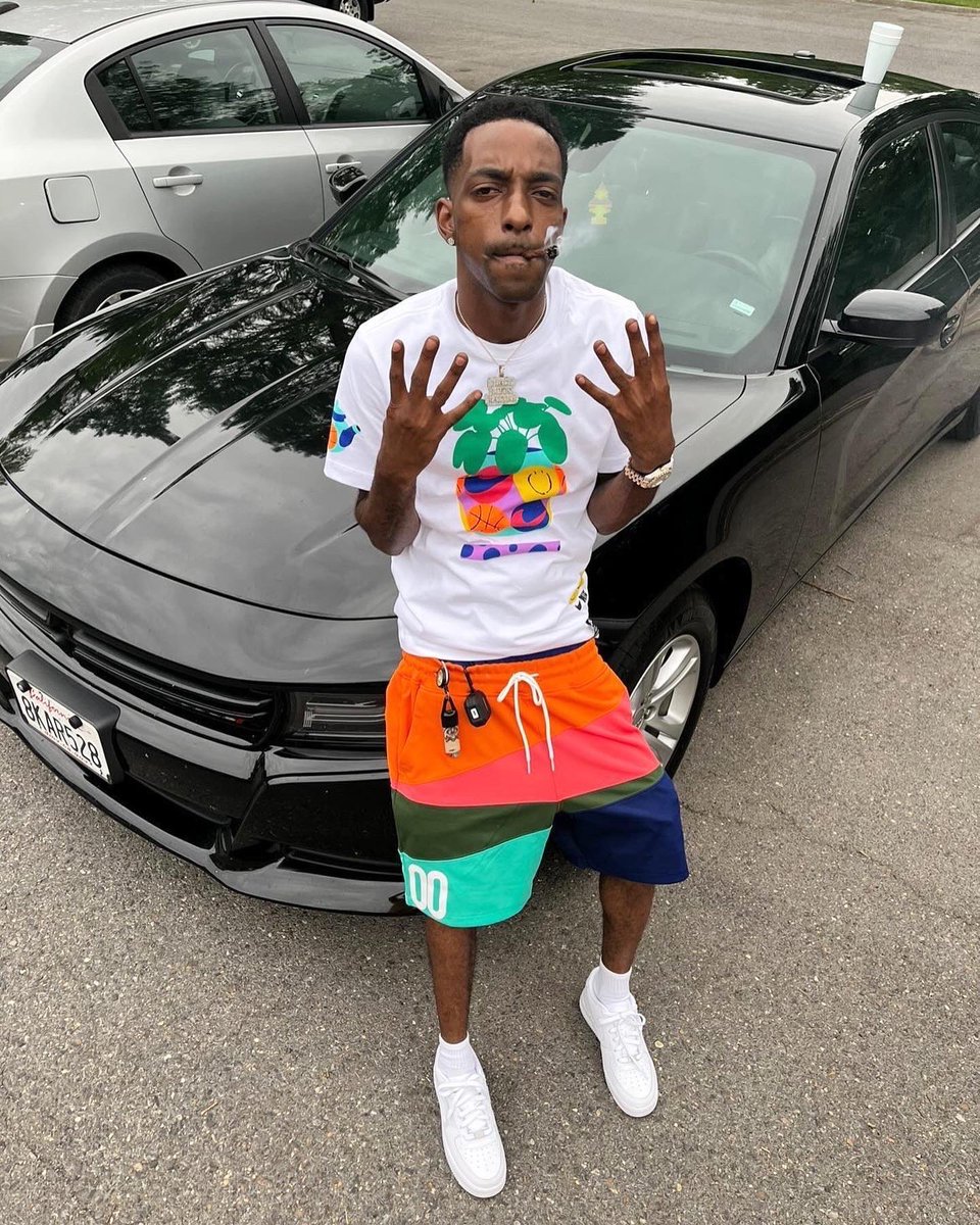 IMlilMook's tweet photo. Living &amp; Prepared 💯‼️ https://t.co/kVGXhkpShu