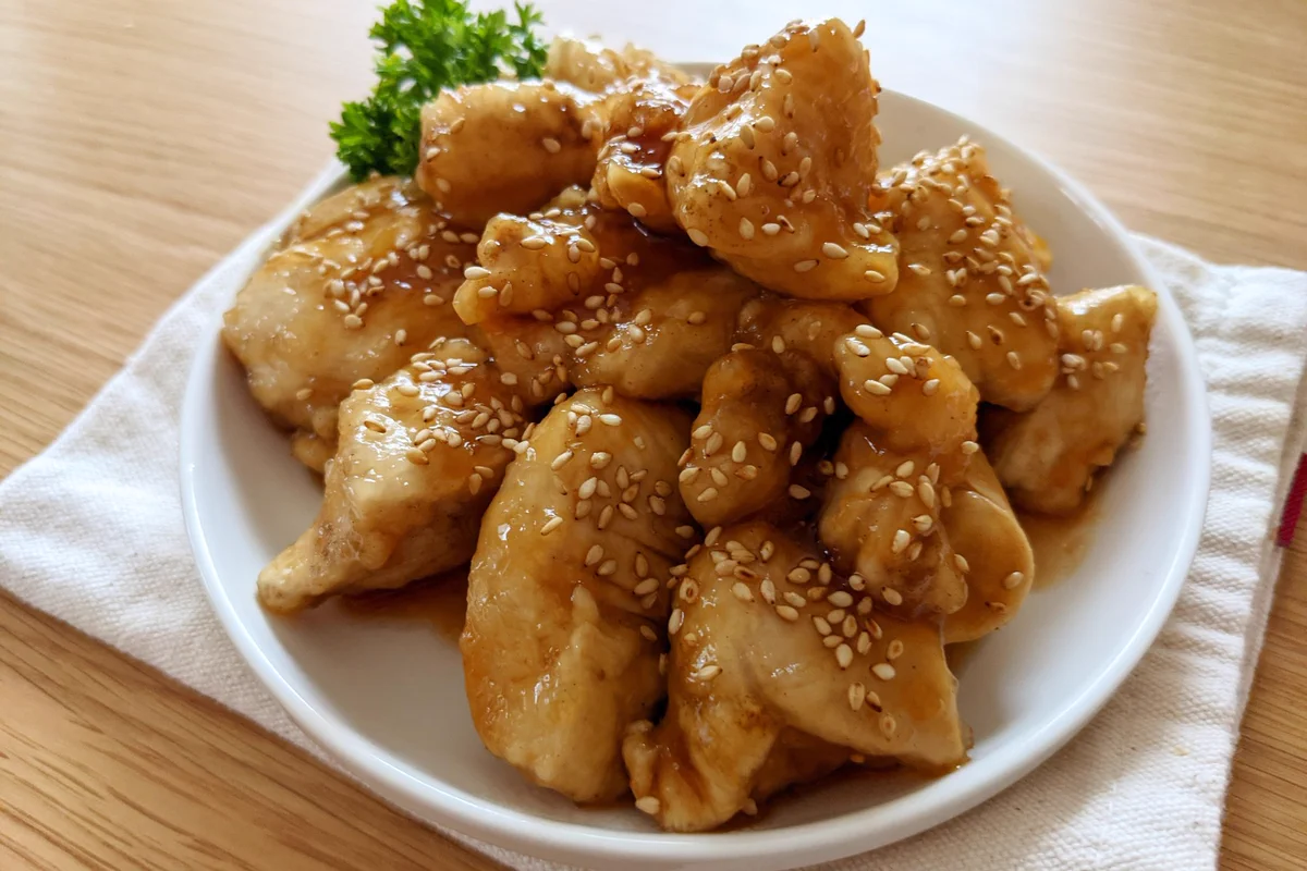 甘辛さがたまらない！レンジでできる、甘辛鶏むねチキン。