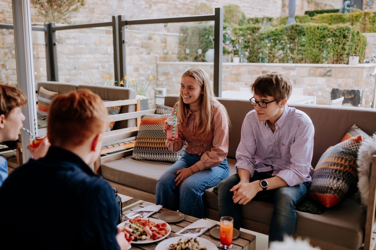 Family stays at Swinton Park – no passport required!

With opulent, adjoining rooms, family sized suites, relaxed dining experiences, fabulous activities and 4 nights for the price of 3, perfect!

ow.ly/eUU250J11n8

#LuxuryTravel #LuxuryHotel #FamilyFriendlyHotels