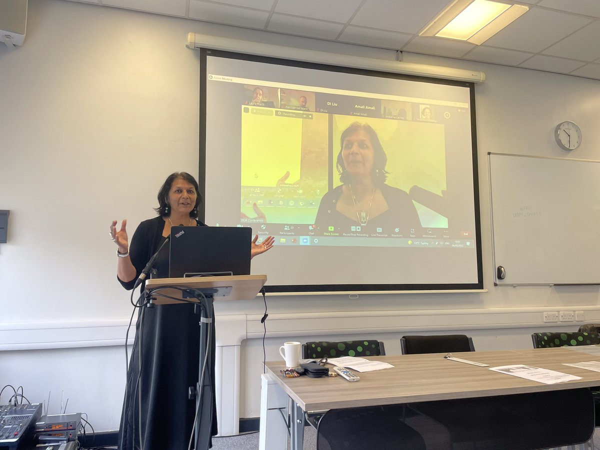 PGRConfSEED's tweet photo. 🤩🤩A wonderful keynote speech: ‘Decolonising Research: The Power of Stories’ delivered by Professor Uma Kothari in this morning! Many thanks to Professor Uma!👏👏
And following that we will have more panels for PGRs #SEEDPGR2022 https://t.co/u8ers3iTjO