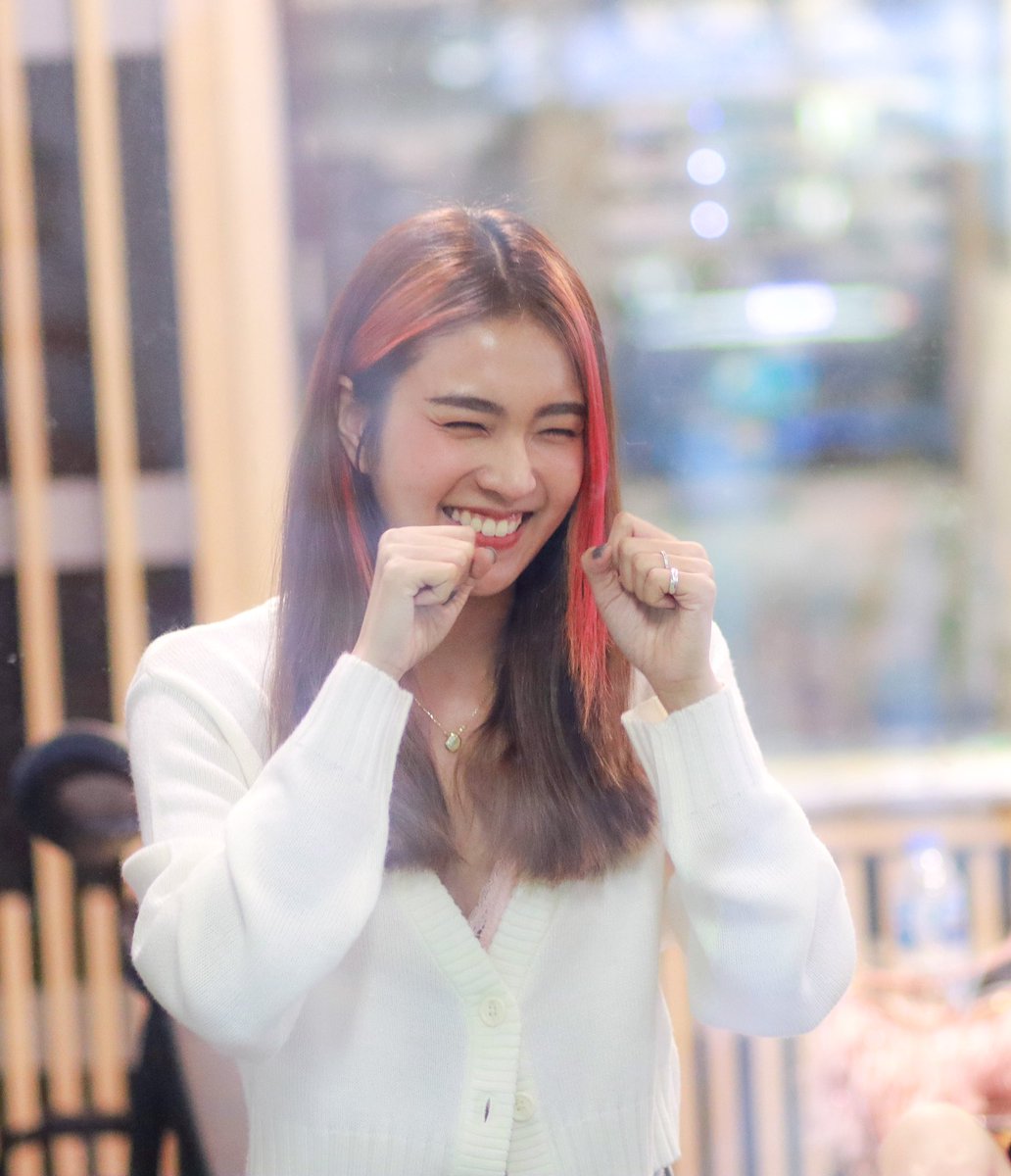 myfavpretzel's tweet photo. ท่าร้องไห้ที่พี่ธัชตุยเย่ #fernynop #เวลากามเทพep12 https://t.co/mfSQrRHaaf