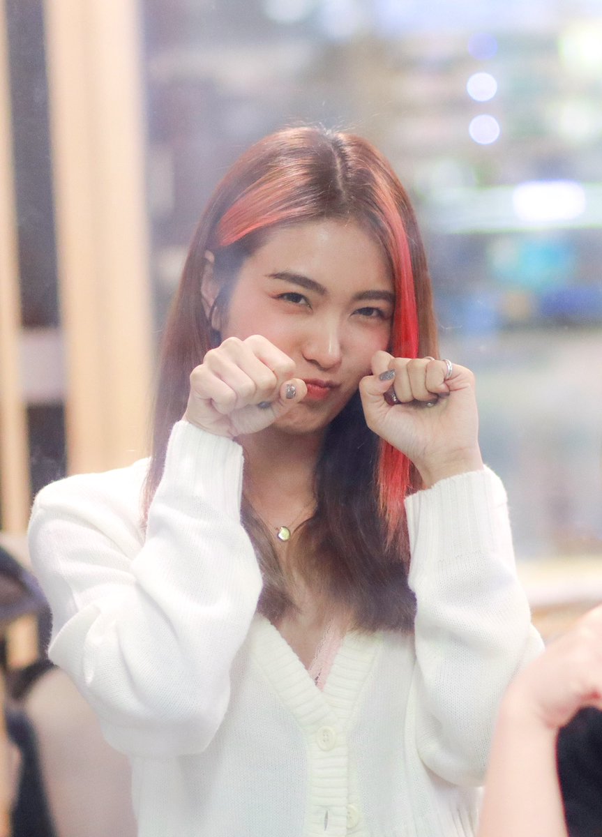 myfavpretzel's tweet photo. ท่าร้องไห้ที่พี่ธัชตุยเย่ #fernynop #เวลากามเทพep12 https://t.co/mfSQrRHaaf