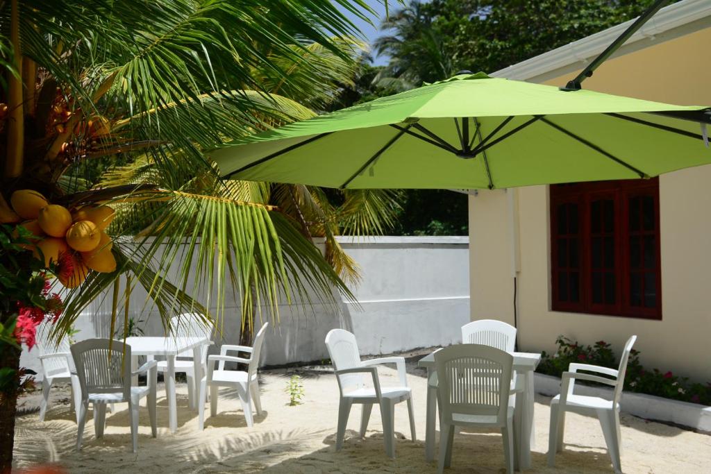 HolidayOfferMv's tweet photo. Maclura Residence, Baa Atoll – Updated 2022 Prices https://t.co/y0etx7OLhr
#Maldives #Holiday #Offer #Honeymoon #Resort #Guesthouse #Beach #WaterVilla https://t.co/xegWhEM8a3
