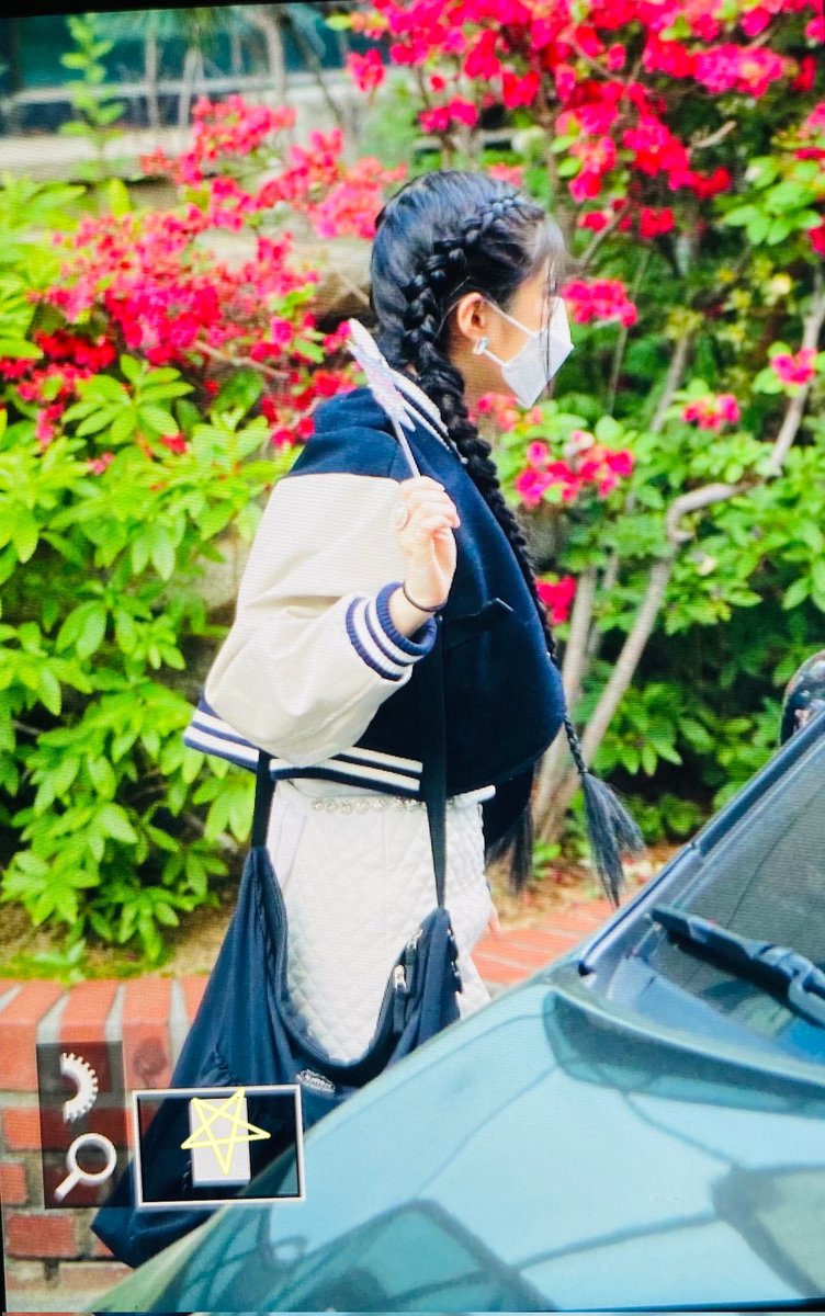 220506 뮤직뱅크 퇴근

인사요정 

#윤채원 #채원 #클라씨 #CLASSy