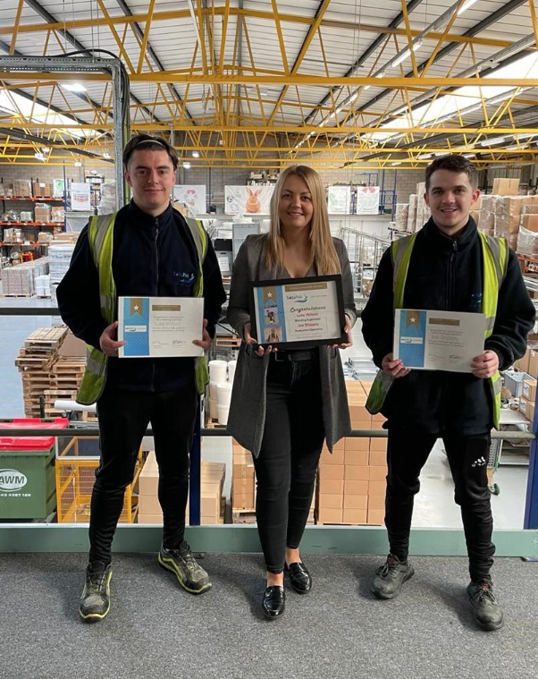Solupak1's tweet photo. Big congrats are due for our April Employee's of the Month!

Luke Wilson our Blending Supervisor and Joe Shippey our Production Operative have both worked extremely hard in overseeing and fulfilling quick- turn around tasks.

Well done!

#solupak #team #employeeofthemonth https://t.co/MpbOyDZItW