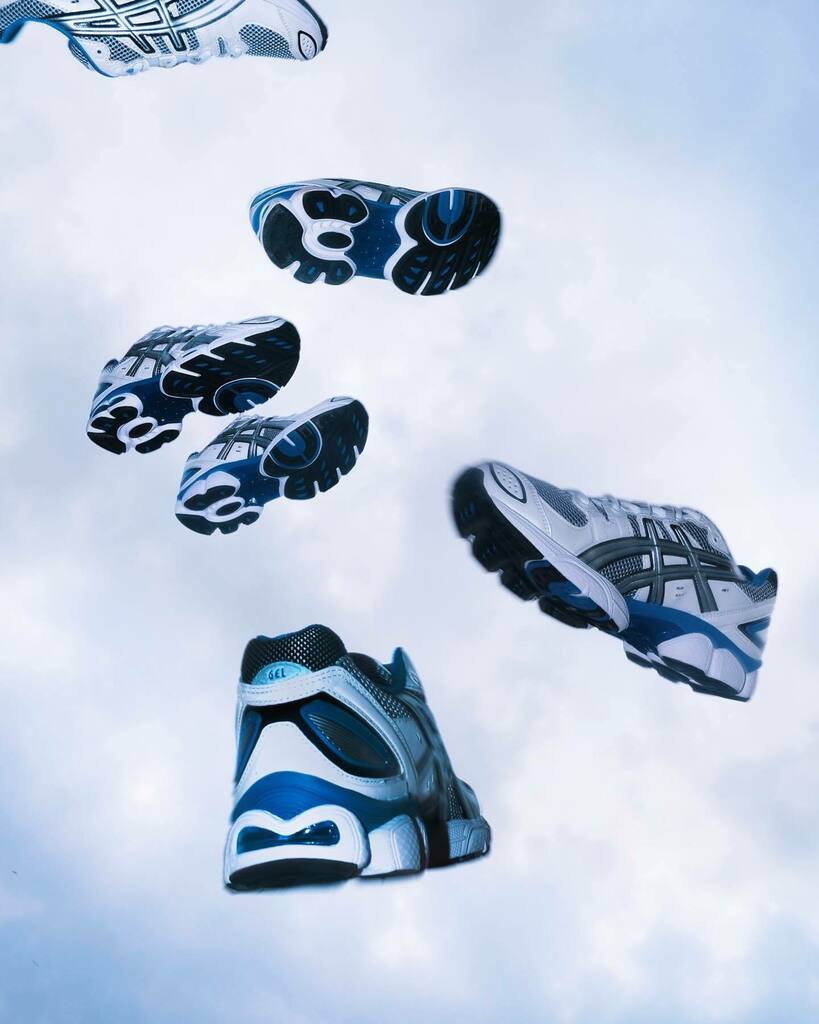 graffitishop's tweet photo. Recently reworked by Kiko Kostadinov creative studio, the @asicssportstyle Gel Nimbus 9 returns now in a plain, summerish white/blue colorway conceived for vintage trainers' lovers. ⁠
Shop our selection of Asics footwear from the link in bio ⁠
⁠
#spe… https://t.co/j2fNgnzQxZ https://t.co/Z8F2zZCSfo