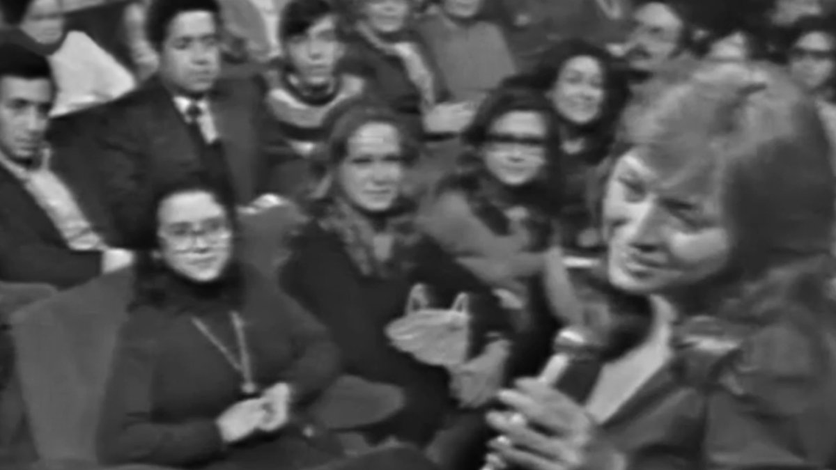 ¿Nos ayudáis a encontrarlas?
<a href="/CrisAlcazar/">Cris Alcázar</a> <a href="/luisalcazar_/">Luis Alcázar</a> <a href="/fransaeztv/">Fran Sáez</a> <a href="/Enca_talavera/">Encarna Talavera</a> <a href="/purivicente/">purivicentecalderón</a> <a href="/XusoJones/">Xuso Jones</a> <a href="/mahn/">Miguel Ángel Hernández</a> <a href="/JRuizMz/">Javier Ruiz Martínez</a> <a href="/NachoTomas/">Nacho Tomás Ruiz</a> <a href="/RosaRodaNews/">RR NEWS</a> <a href="/cantonalismemes/">Murcian Canton Memes</a> <a href="/Piezas750/">PIEZAS</a> <a href="/cdelamor_/">Carlos del Amor</a> <a href="/jmartinezTV/">Joaquín Martínez</a> <a href="/Dcano/">David Cano</a> <a href="/Dircomcbmurcia/">Felipe Meseguer</a> <a href="/JaudenesPaloma/">Paloma Jáudenes</a> <a href="/manuelsegura/">Manuel Segura Verdú</a> <a href="/andrescanovas/">Andrés Cánovas</a> <a href="/yayodelgado/">Yayo Delgado</a>