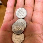 これは注意!おつりの100円玉に混じって韓国の100ウォン!