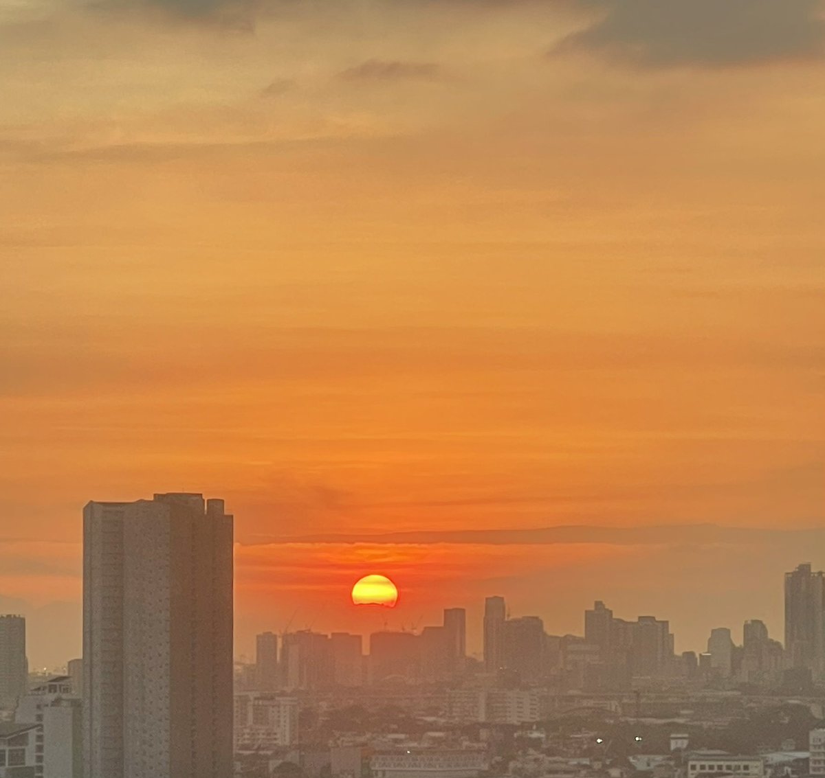 Joaquin tweet media
