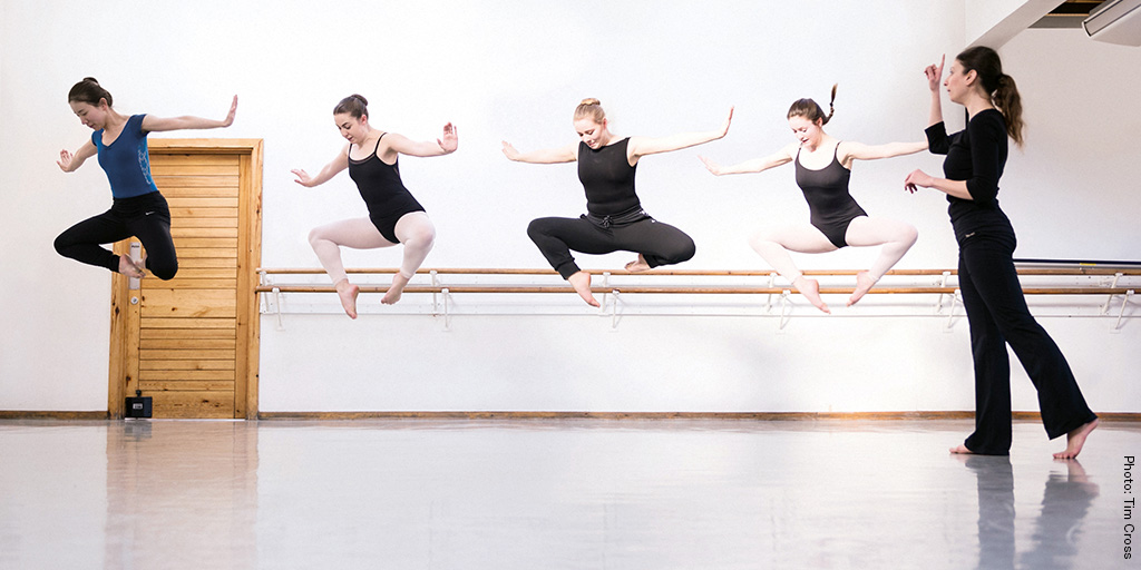 Bookings are closing soon for Dance Teaching as Art, Craft and Creativity. Join us on 20-24 July online or in Salford, Greater Manchester for professional development activities which will inspire your dance teaching practices.

Book now: bit.ly/3JqHkmG

#LearnTeachDance