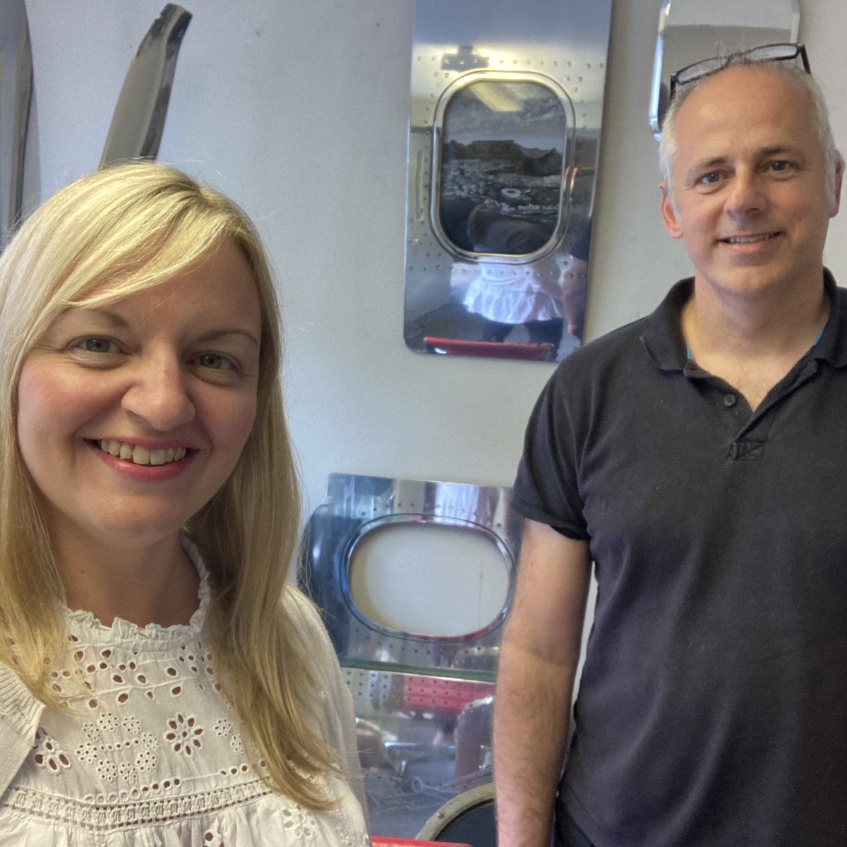 jojo_durrant's tweet image. #FridayFlashbackFour: Guests on Jo Durrant’s Beautiful Universe podcast making art inspired by science: 

📜Ep17: @Bex_does_work poetry

📚Ep20: @edgechristopher books 

✈️Ep58: @DarrenLewington parts of planes into art

🎶Ep80: @StrySongScience music 

📲 podcasts.apple.com/gb/podcast/jo-…