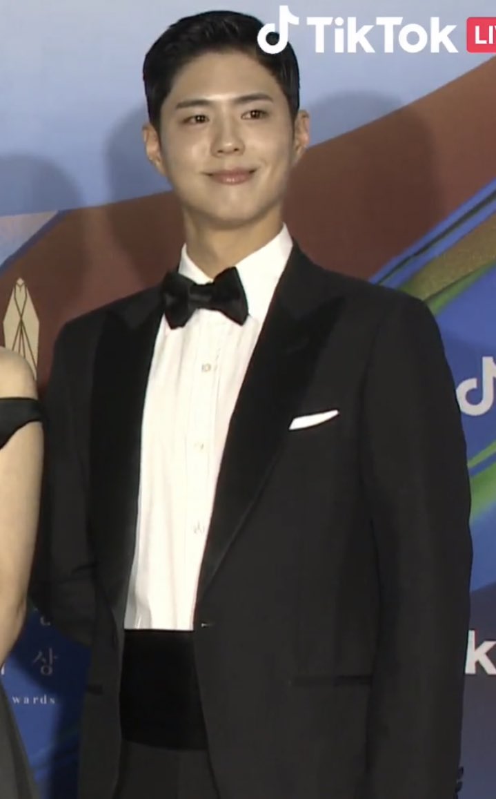 you have no idea how much WE missed you 😭😭😭 <a href="/BOGUMMY/">박보검</a>